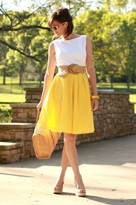 Pretty yellow skirt