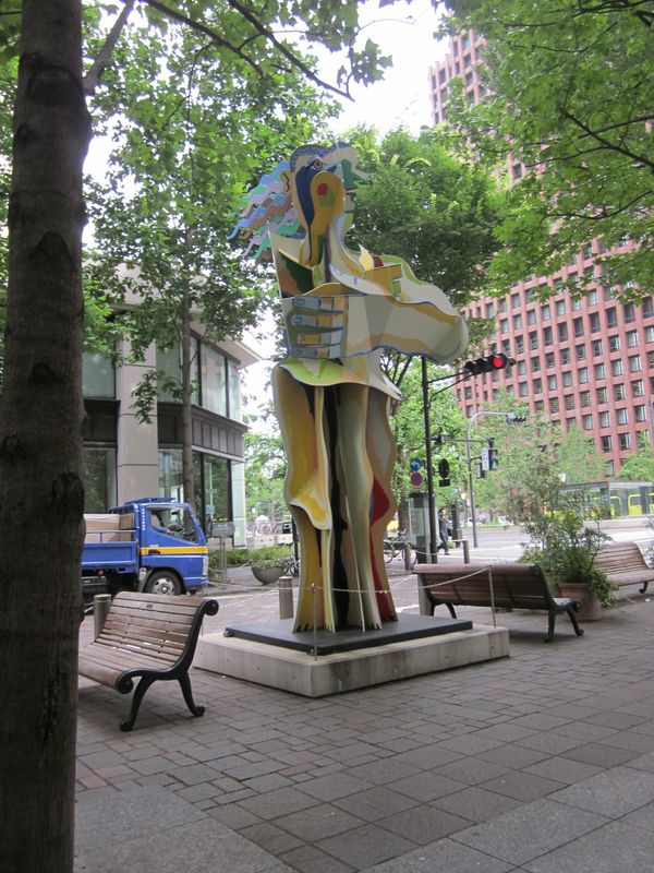 Sculpture in Tokyo