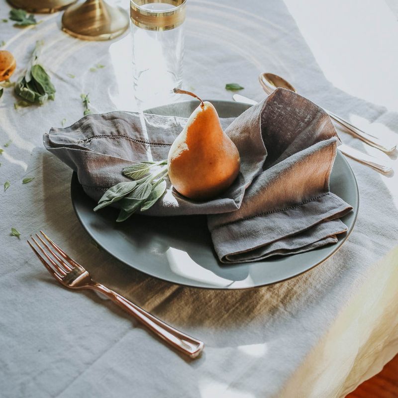 Linen table settings